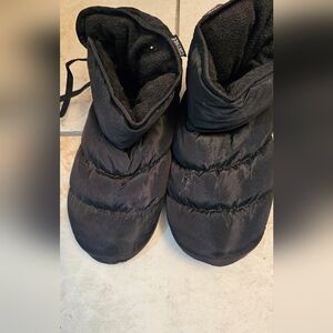 Men's Black Quilted Slip-On Loafers